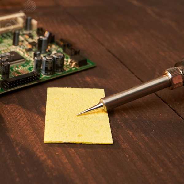 Губка для очистки паяльных жал 56x36мм Губка для очистки паяльных жал 56x36мм